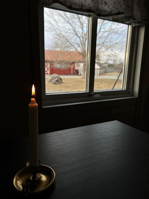 Idyllisk Minihus I Landlige Omgivelser - Med 5 Sengeplasser Og Parkering *