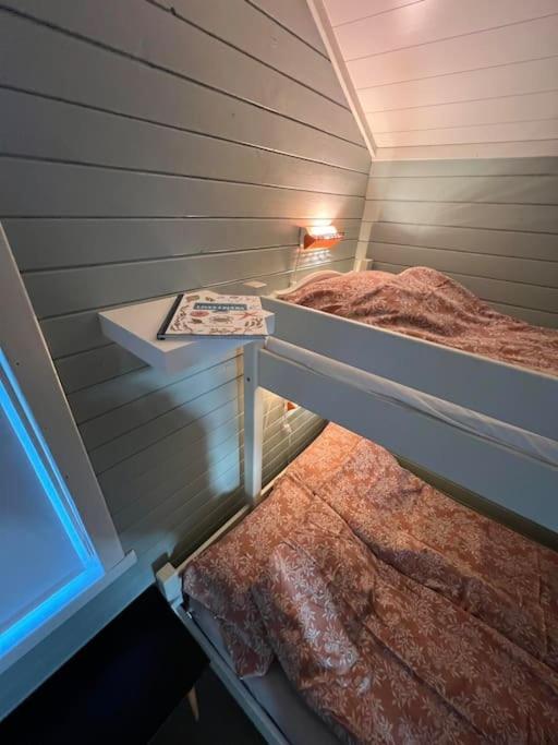 Idyllisk Minihus I Landlige Omgivelser - Med 5 Sengeplasser Og Parkering Holiday home